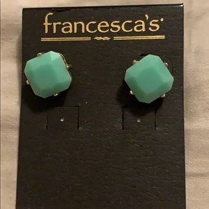 ⬇️NWTs Francesca’s collection turquoise earrings⬇️